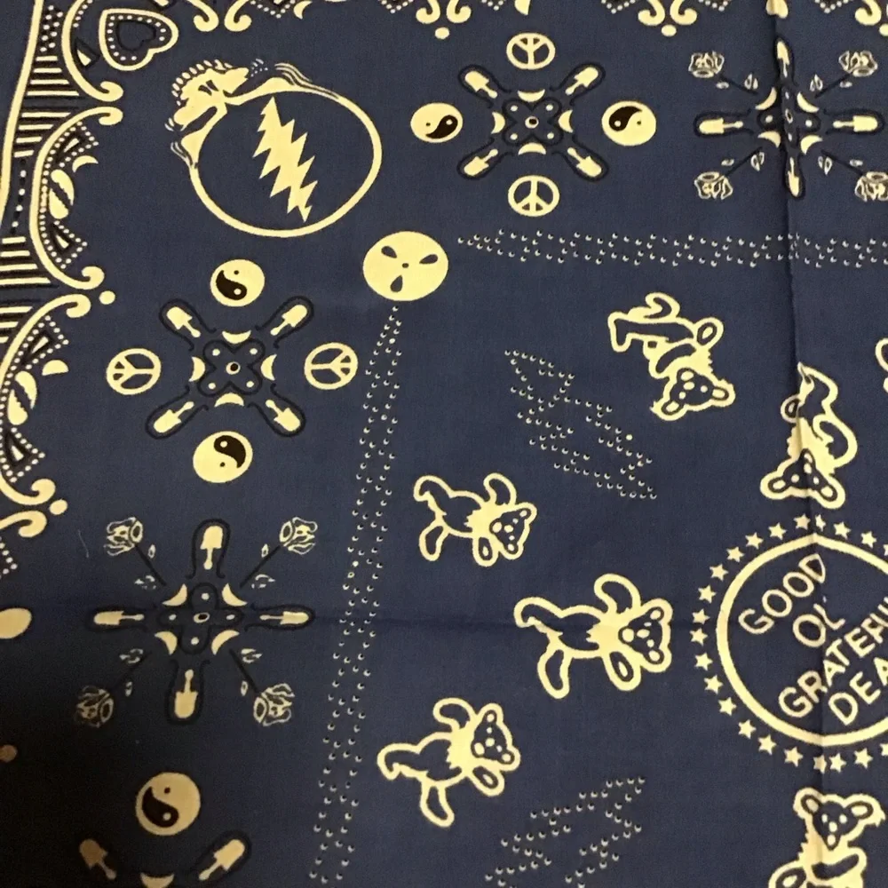 Blue good old Grateful Dead bandana NWT